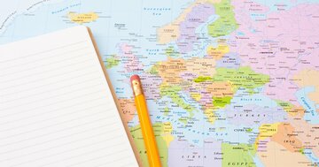「ハーヌ民国」「チョンホワ民国」…昔の地図帳の国名、どこだかわかる?