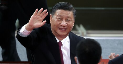 習氏さらなる権威固め 「歴史的人物」に