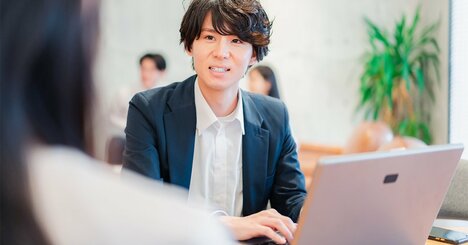 闇雲な1on1は逆効果！社員の信頼を高める対話「3つのステップ」とは？