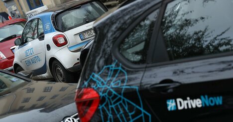 ダイムラーとBMWの統合カーシェアサービス、志半ばで北米撤退のなぜ