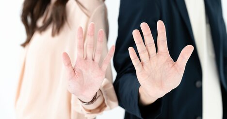 踏み込まれたくない話題になった時、「ウソをつかずに回避する」効果的な方法