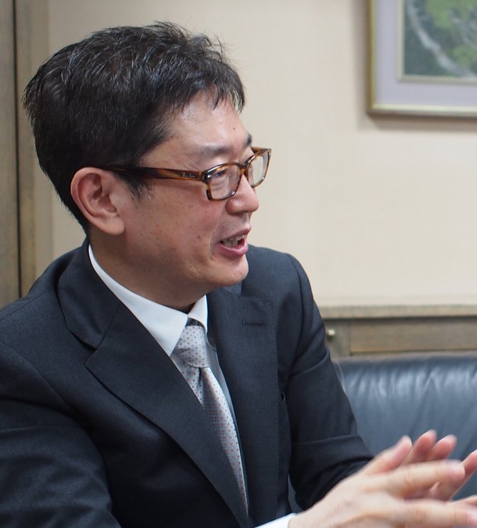 外交官に ネイティブ英会話 が必要ないワケ 前外務省研修所所長に聞く 組織の病気 成長を止める真犯人 秋山進 ダイヤモンド オンライン 外交官に ネイティブ英会話 が必要ないワケ 前外務省研修所所長に聞く 組織の病気 成長を止める真犯人 秋山進 ダイヤモンド オンライン