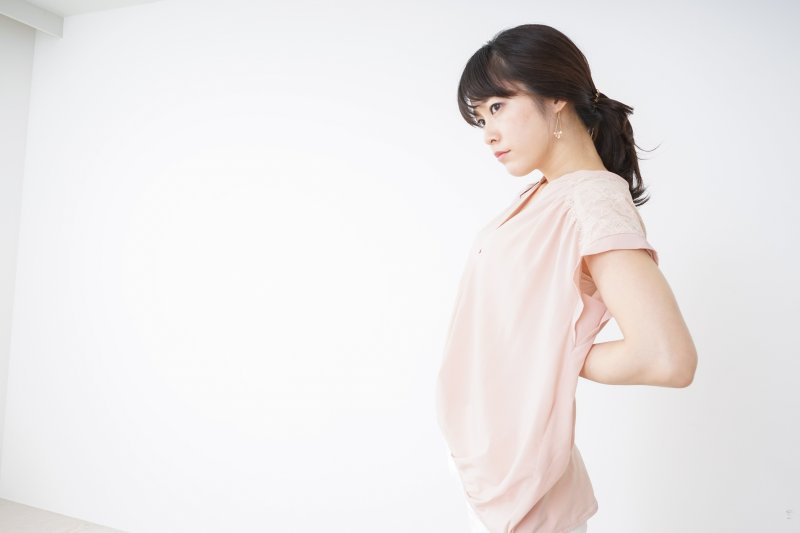 意外に知らない…人類が腰痛に悩まされる根本原因