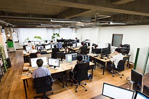 全国の新卒学生が移住入社する岐阜の企業、Webと採用で地域ナンバーワン企業を生む