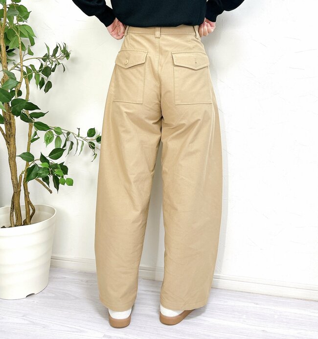 「全色欲しいレベルでかわいい」ユニクロの“バズりパンツ”が買って正解だった…！「神シルエット」「キレイめな感じで最高」