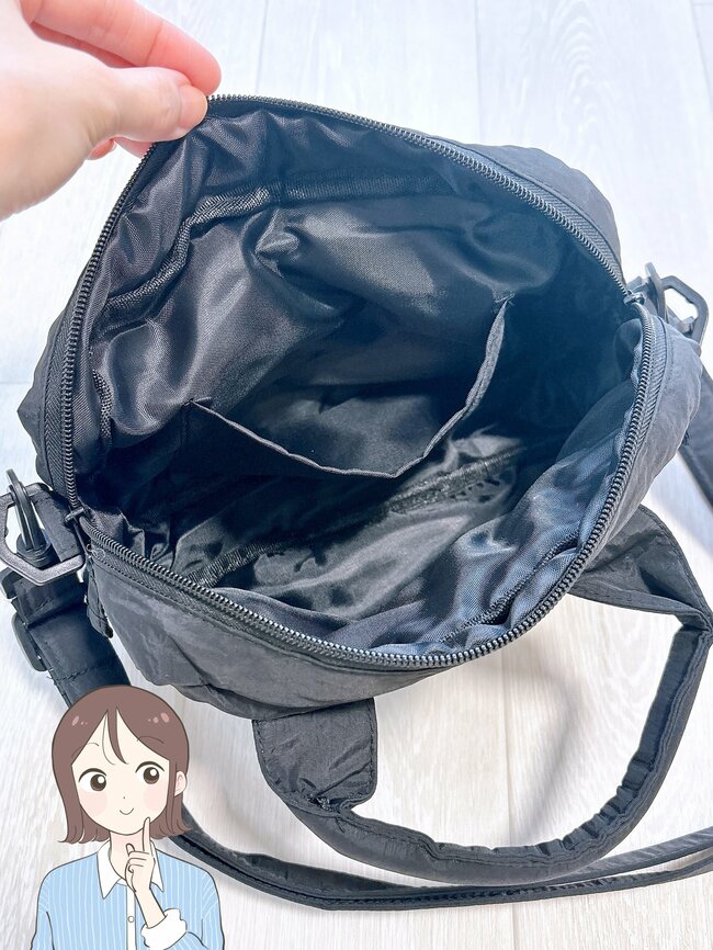「予備で2個買いました」3COINSの“めちゃ軽バッグ”がばっと開いて使いやすい！「サイズ感がいい」「軽さと手軽さが両立してる」