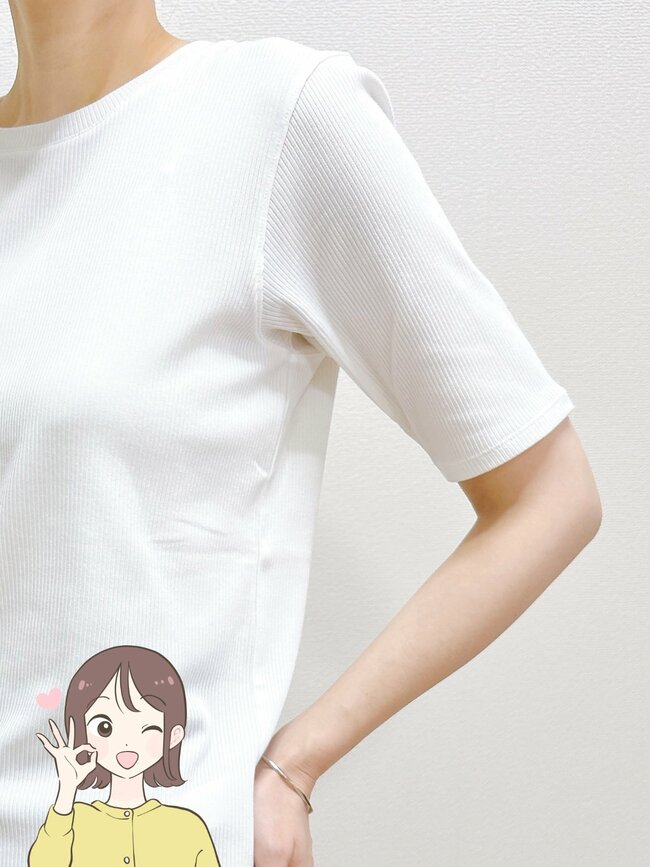 「痩せて見えます」「色違いで揃えたい」無印良品の“1490円トップス”びよ～んと伸びて着心地もバツグンなんです！「この袖丈を探してた」