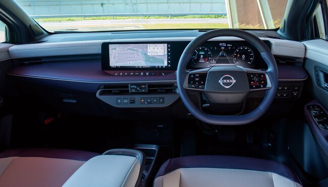 日産リーフB7 Gインパネ