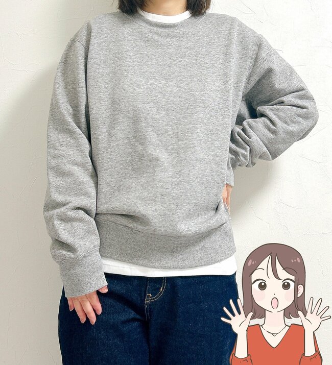 「全色揃えたいぐらい好き」レビュー4000件超え！ユニクロの“リピート買い続出トップス”が春コーデに手放せない！「着やすくて最高です」「スタイル良く見える」