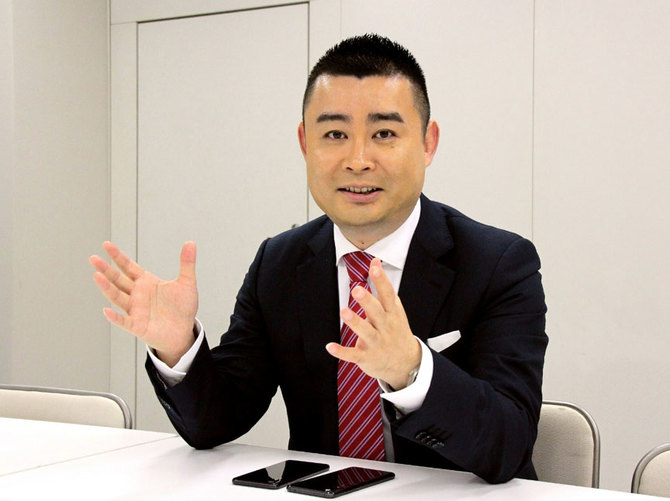 『東方新報』のインタビューに応じたファーウェイ日韓地区部の呉波総裁