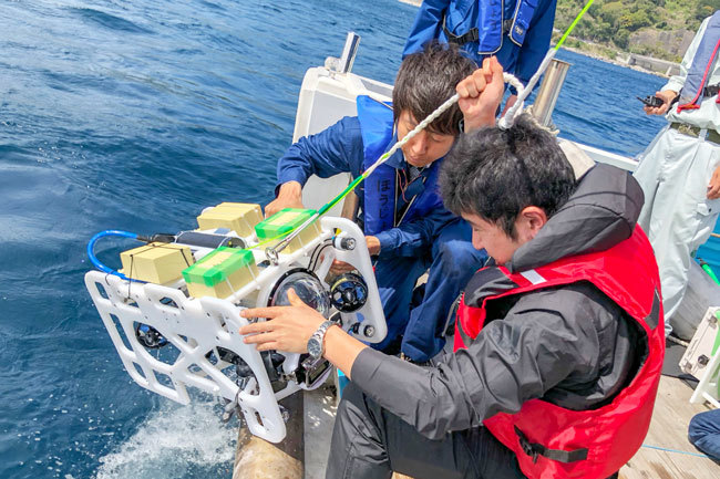 大阪さんは転職活動の末に水中ドローンを開発する筑波大学発のFullDepthに入社した