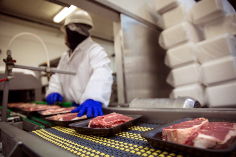 牛肉・豚肉を食べると「がんリスク」が上がる! 意外すぎるエビデンスとは?
