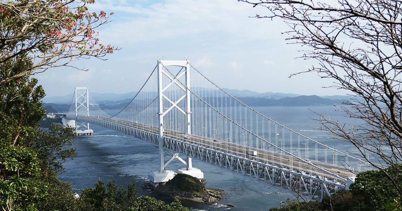 四国新幹線の「夢の跡」が人気サイクリングロードに？大鳴門橋の知られ