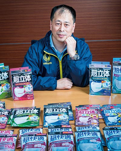 見た目を捨て、自己否定を受け入れて生まれた「超立体マスク」