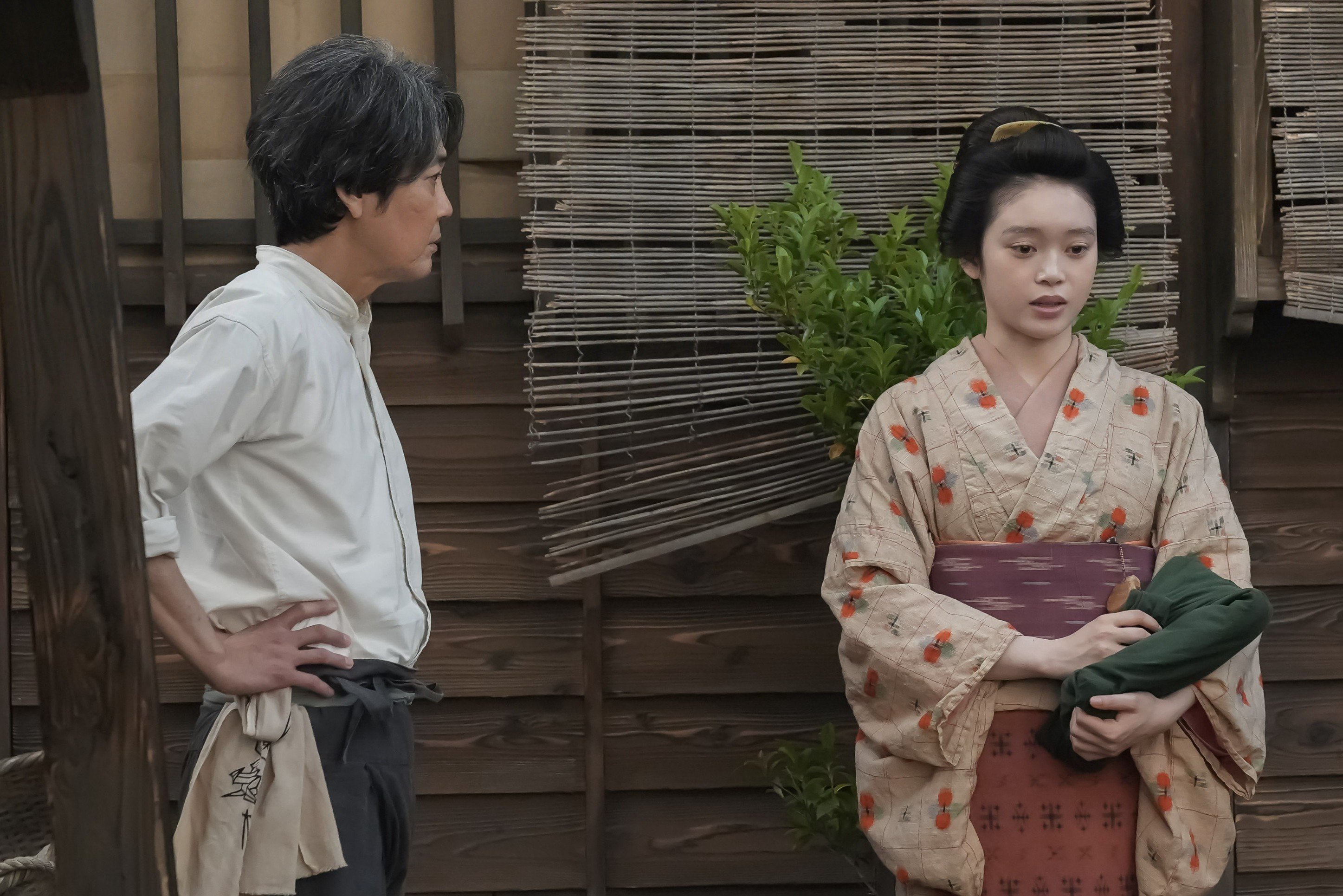 「自分を捨てて働いて」トキ(高石あかり)が爆発!三之丞(板垣李光人)の態度にイライラが止まらない〈板垣コメント付き・ばけばけ第35回〉