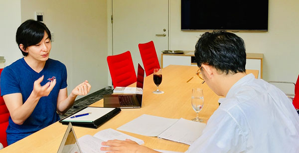 UCLA飛び級卒が語る、「モヤモヤ感」こそ脳が成長している証【青砥瑞人×佐宗邦威(2)】