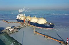 中国がLNG「爆買い」 日韓は電力供給に不安