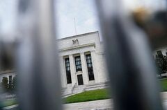 米財政赤字、FRBは何もできず