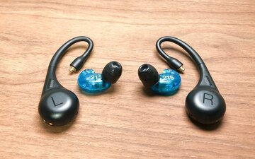 Shure掛けで使う完全ワイヤレス「AONIC 215 TWS」