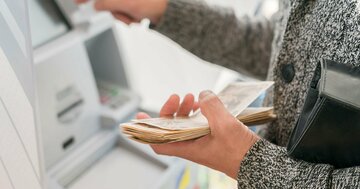 【一発アウト】ATMで引き出したら最後…身近な人が亡くなった直後の“お金のNG行動”とは？