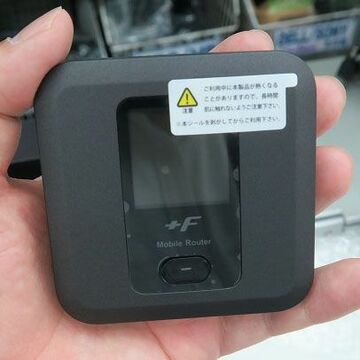 有線LAN接続も可能な高性能SIMフリールーター