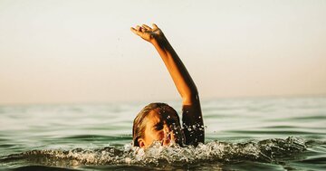 【生死を分ける】溺れる人を助けに行くな! 正義感が“最悪の結果”を招く瞬間