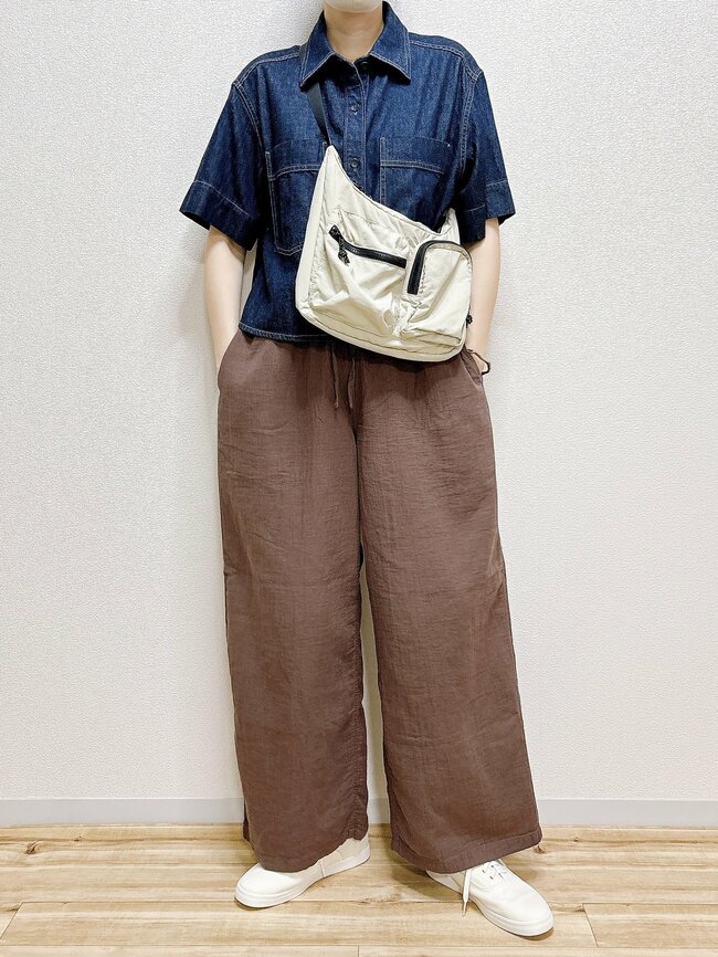 「こんなパンツ探してた」「別のカラーもほしい」無印良品の“楽ちんワイドパンツ”秋までたっぷり着回せる！「はいていて気持ちいい」「脚の形もでません」《購入レビュー》
