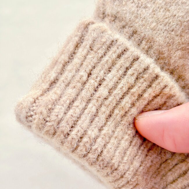 「暖かくて汗かくレベル」ユニクロの“ぽかぽか手袋”スマホ操作できて優秀すぎる！「自転車でも寒くない」「指紋認証が使えます！」