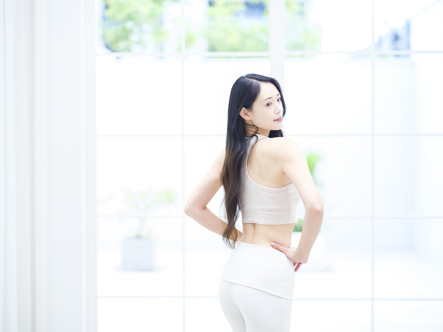 【くびれづくりのプロが伝授】お尻がぺたんこな人もやってみて。私が成功した1つの習慣