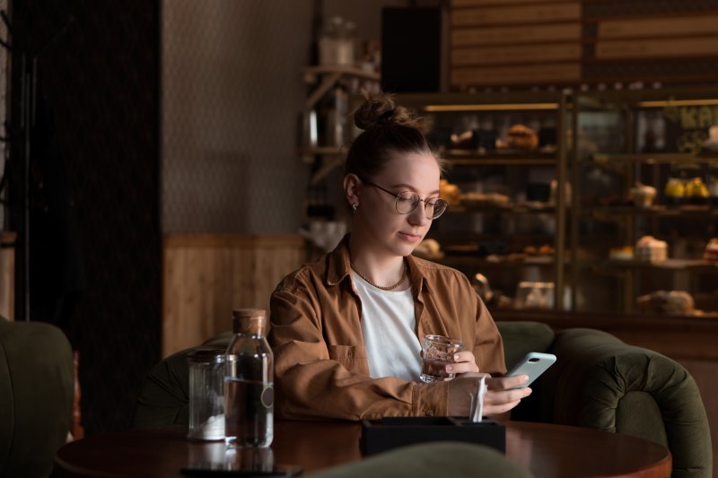 あなたの 孤独度 を測ってみよう 現代には孤独を深める新たな要因がある The Lonely Century なぜ私たちは 孤独 なのか ダイヤモンド オンライン