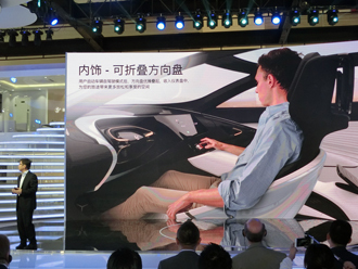 中国製の自動運転車が北京ショーに、黒幕はアップル!?