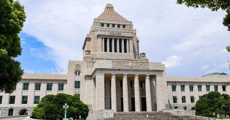 「魑魅魍魎の永田町」で国会議員が最も恐れる「紫のふくさ」とは？