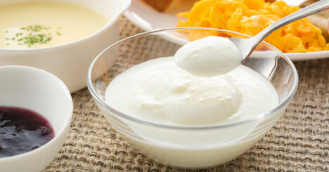 ヨーグルトが男性の大腸がん予防につながる可能性、2つの乳酸菌が効く？