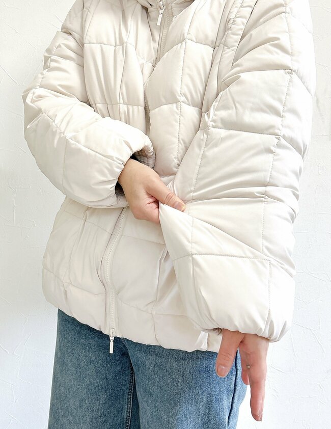 マフラーいらずの暖かさ!ワークマンの“ぱかぽかアウター”気温5度でも冷たい風を通さなくて快適!「冬の1番寒い時期でも安心」「軽いし暖かい」