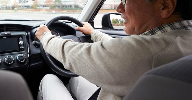 高齢ドライバーの事故リスク予測、現行の認知機能検査より別のテストが有効な可能性