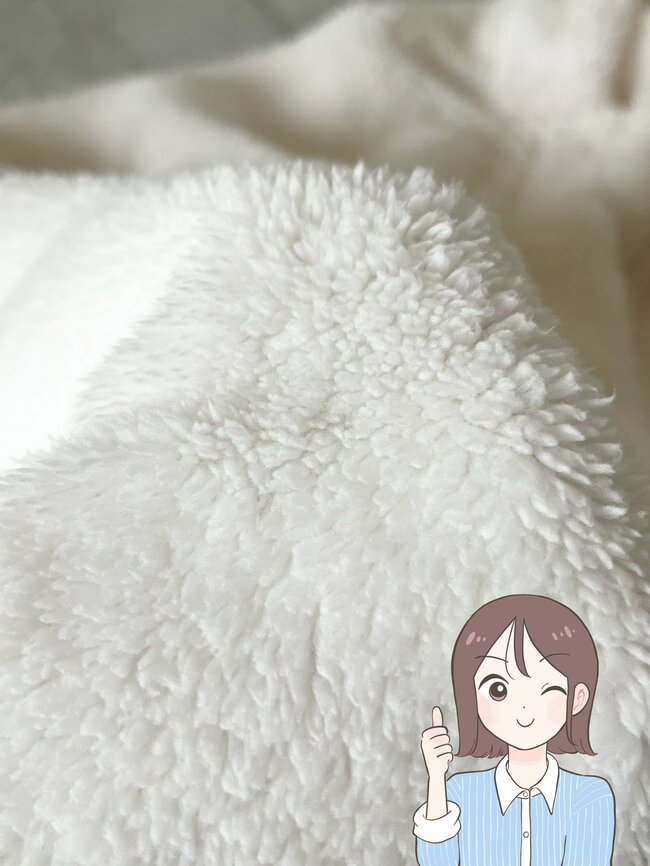 「可愛すぎて大満足」GU×スヌーピーの“ふわもこパーカ”が毛布みたいな暖かさ！「家では手放せない」「お尻から首元まであったかい！」