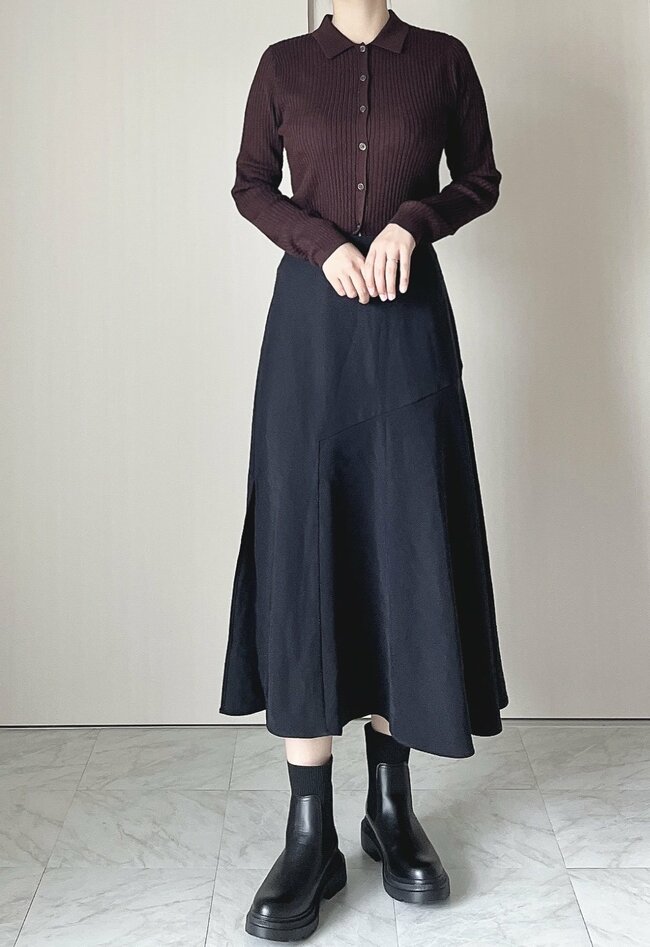 「他の色も買います」ユニクロの“楽ちんカーディガン”着るだけで痩せて見えるの嬉しい!「体のラインを拾いすぎず細見えします」