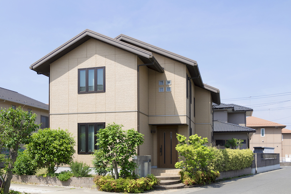 低収入で元手が少なくても、コツコツ投資すれば資産や増やせます。