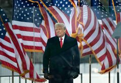 米最高裁、トランプ前大統領に一定の免責認める
