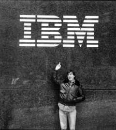 アップルとＩＢＭが電撃提携！モバイルの主戦場はビジネスに移った