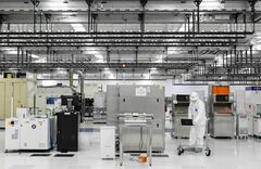 米の半導体産業支援、多くの条件付きで始動