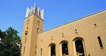 早稲田・慶應の帰国子女入試の縮小に「親の力で海外に行っただけの子はいらない」と厳しい声も