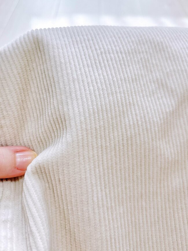 「こりゃ可愛いわ」「色違いも購入したい」GUの“2990円バレルパンツ”買ってから出番が止まらない!「ほぼ毎日はいています」「ウエスト楽ちん最高」《購入レビュー》