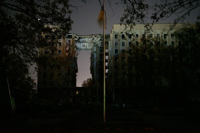 ウクライナに「停電の冬」再び　爆撃攻勢に身構え