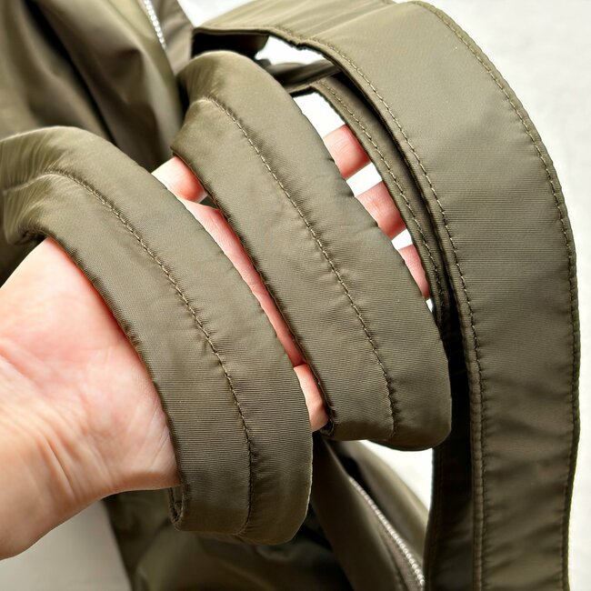 2泊分の荷物が入った！GUの“ガバッと開く大容量バッグ”が優秀すぎる！「友達にも褒められた」「軽くてたくさん入ります」《購入レビュー》