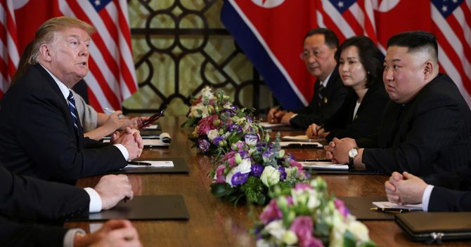 トランプ米大統領(写真左)と北朝鮮の金正恩、朝鮮労働党委員長