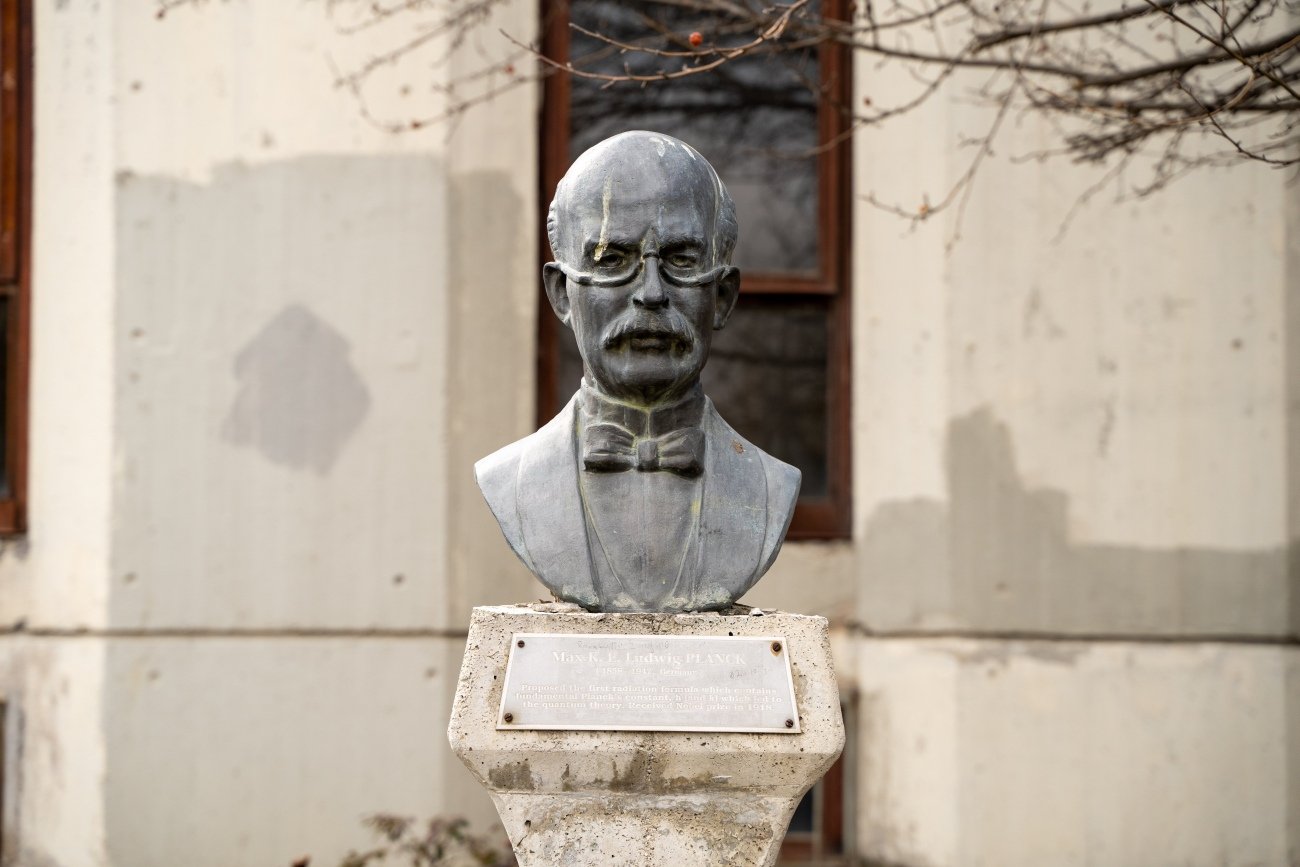 【量子力学の父】マックス・プランクが常識を捨てた結果見つけた驚異の法則とは？