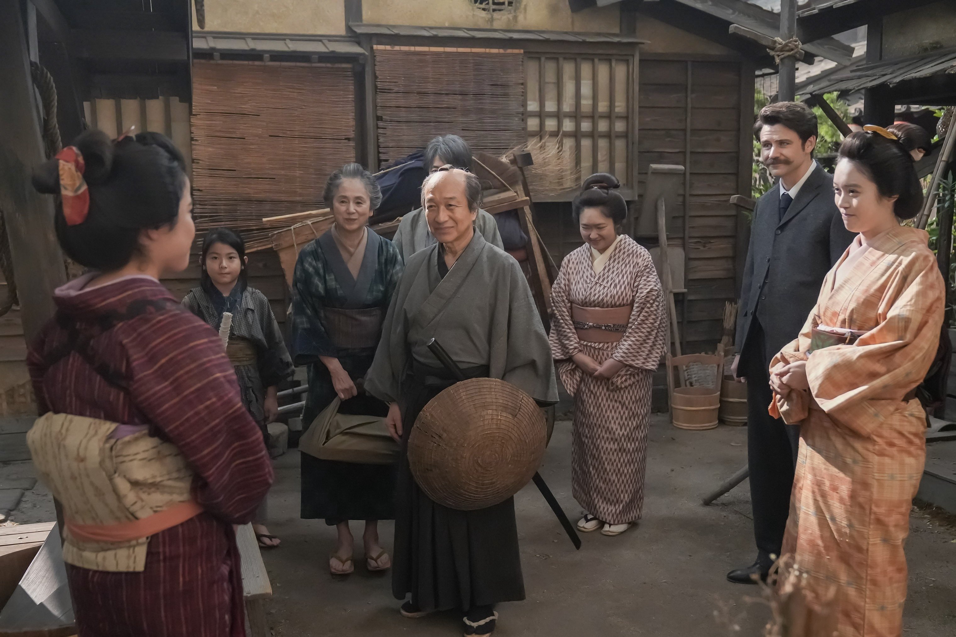 高石あかり「もう結婚！？」突然すぎるストーリー展開で、夫役トミー・バストウに相談したコト〈ばけばけ第71回〉