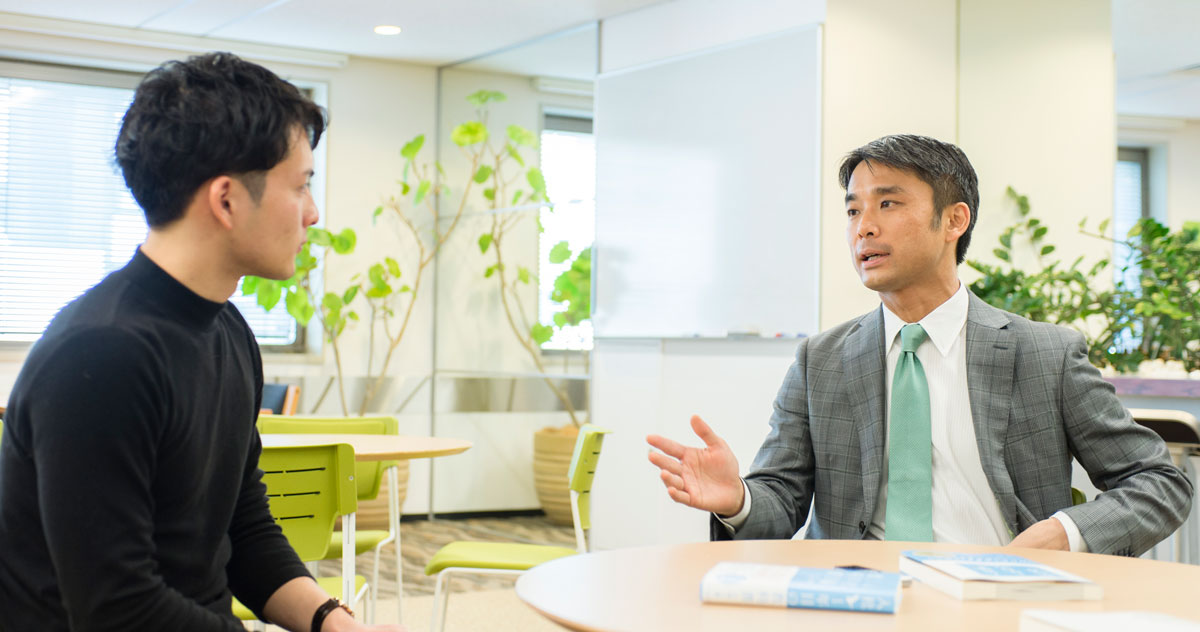 「正直、ビジネス書ってどう思う?」入社直前の大学4年生に聞いてみた聞き手:ライフネット生命社長 岩瀬大輔