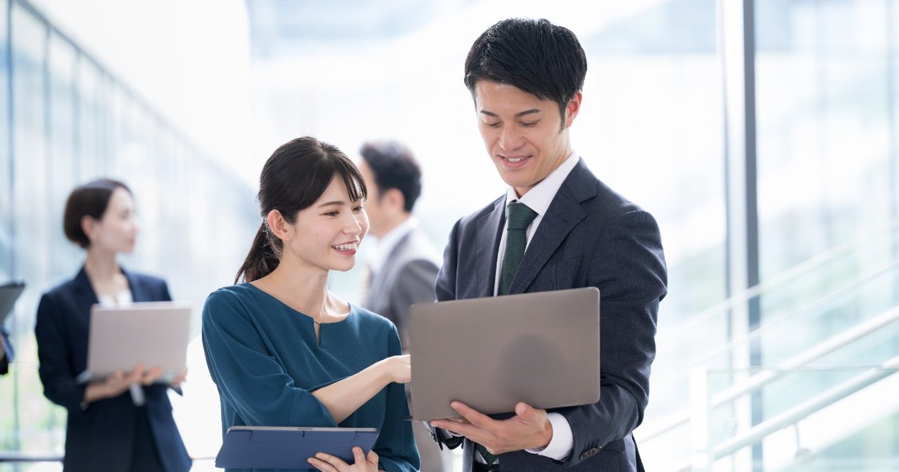「無能すぎるリーダー」が無意識にやってしまうこと・ワースト1 - 3000件の職場の悩みを解決したプ